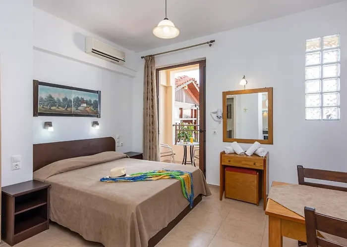 Apart-hotel Galini 4*