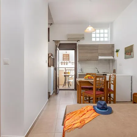 Aparthotel Galini 4*