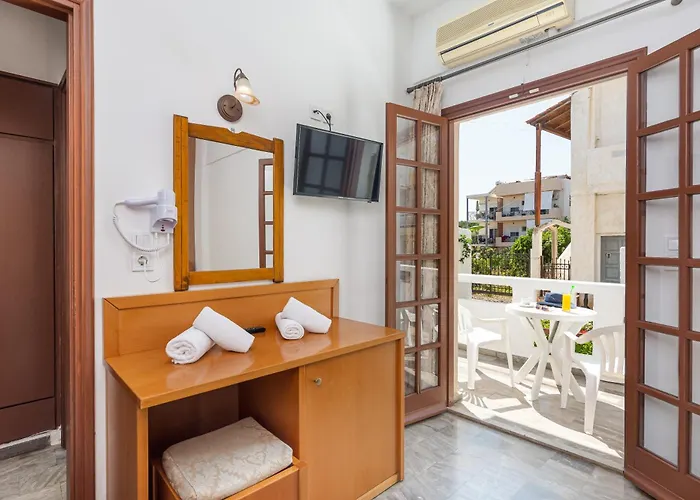 Galini Hersonissos (Crete)